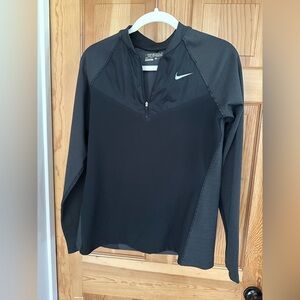 Nike Golf Black and Gray Women's Top
